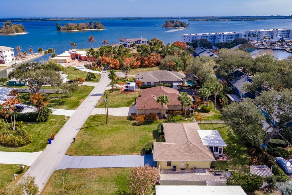 6655 110th Street, Sebastian, FL 32958 Photo