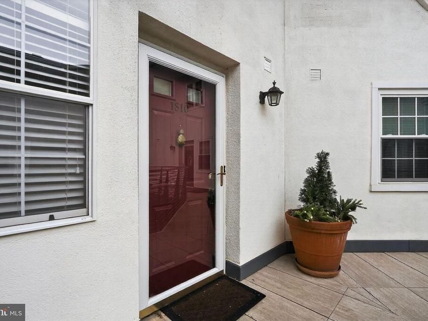 1810 Steamboat Station Drive, Southampton, PA 18966 Main Photo