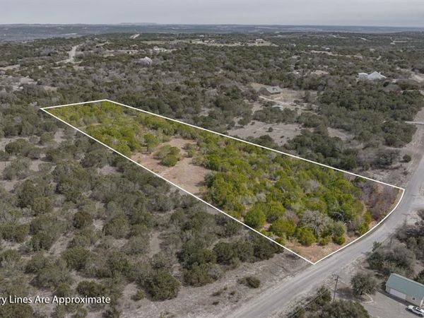 365 Schooner Way, Bluff Dale, TX 76433