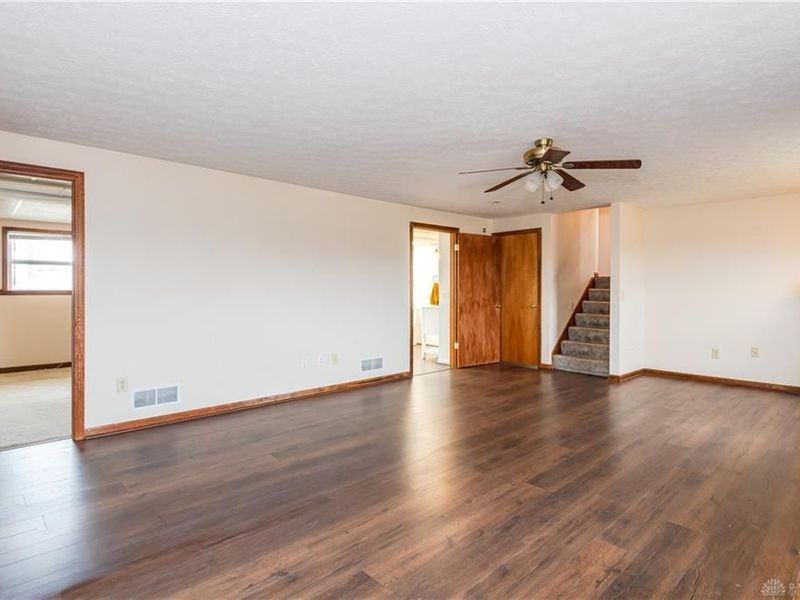 929 N Tecumseh Road, Springfield, OH 45504 Photo 20