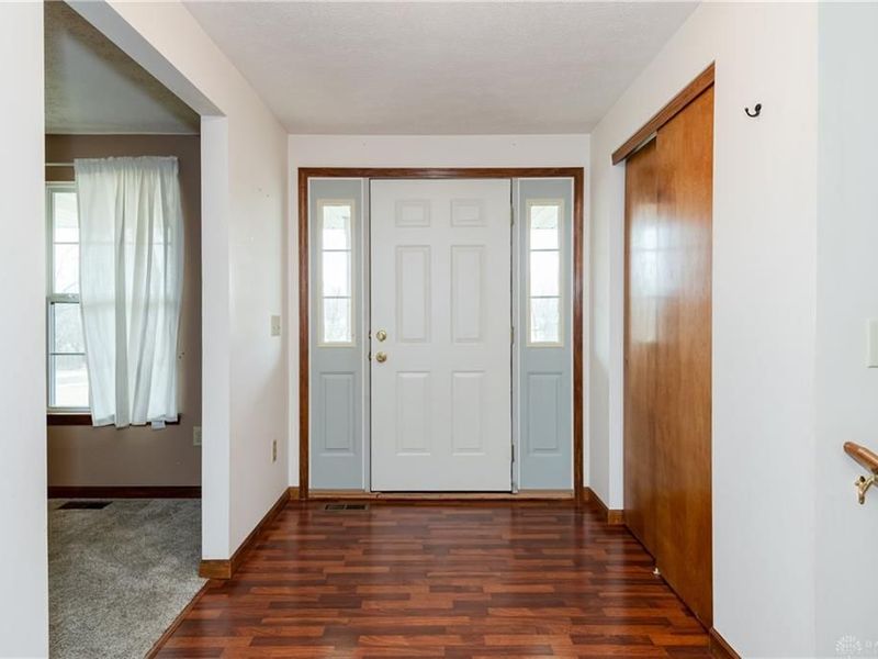 929 N Tecumseh Road, Springfield, OH 45504 Photo 4