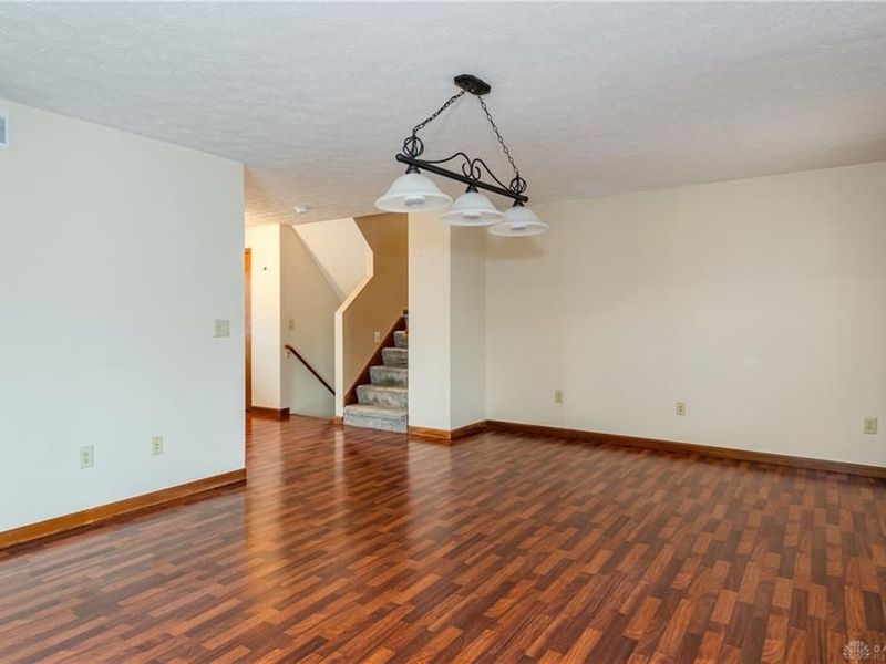 929 N Tecumseh Road, Springfield, OH 45504 Photo 5