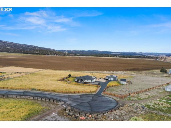 8933 NW ELIZABETH WAY, Prineville, OR 97754