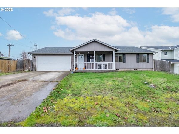 1910 18TH AVE, Sweet Home, OR 97386