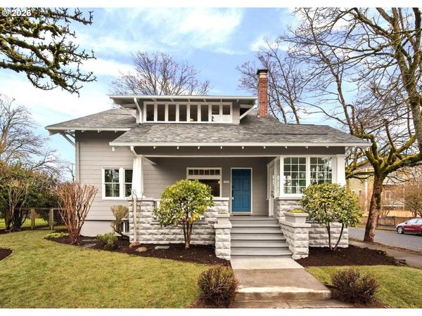 1239 NE SUMNER ST, Portland, OR 97211