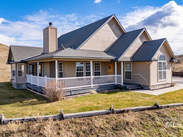 2132 Corral Road, Emmett, ID 83617