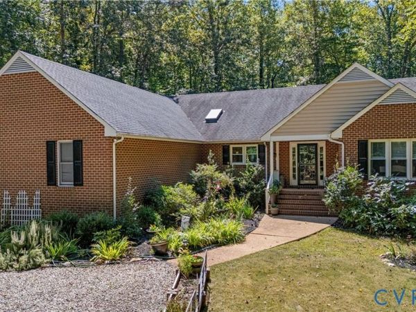 1937 Woodberry Mill Road, Powhatan, VA 23139