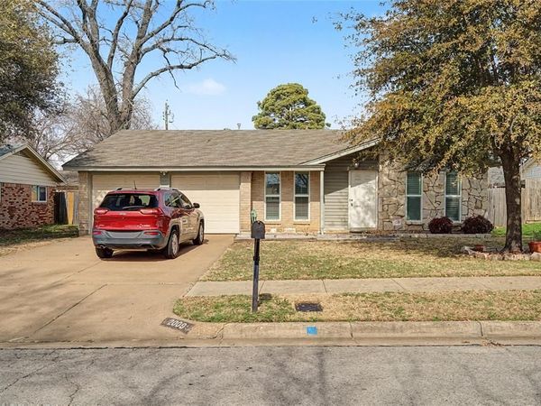 2009 Charleston Drive, Bedford, TX 76022