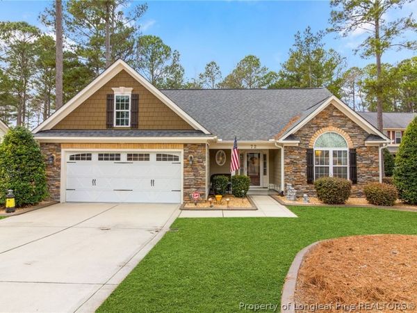 72 Orchard Falls Drive, Spring Lake, NC 28390