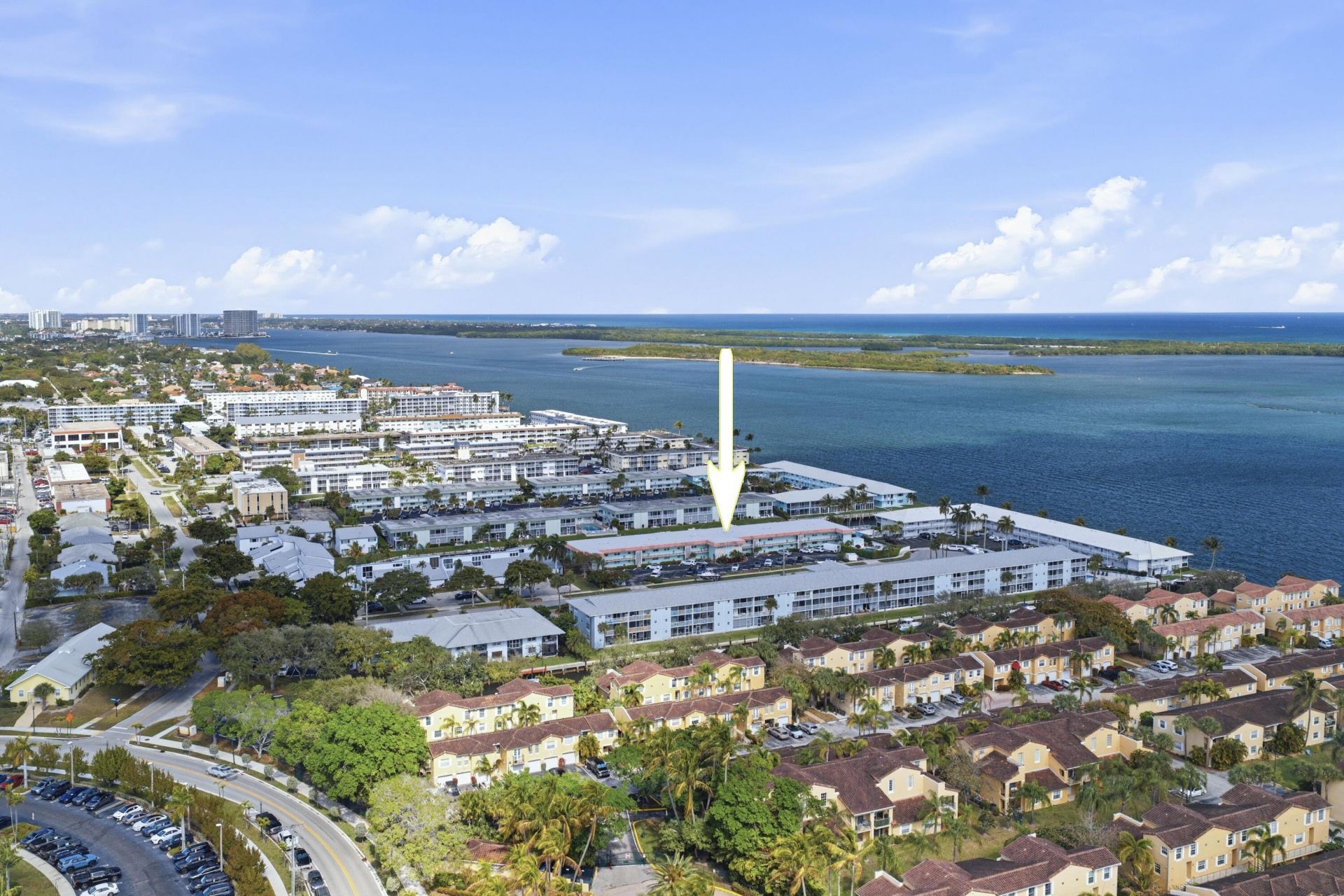 117 Lehane Terrace, Unit 205, North Palm Beach, FL 33408 Photo