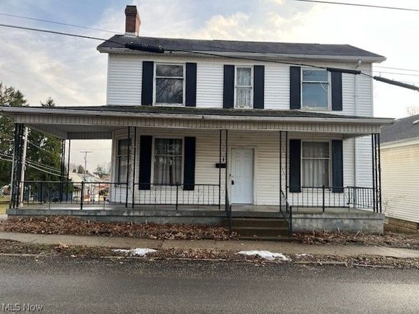 202 Walton Avenue, Barnesville, OH 43713