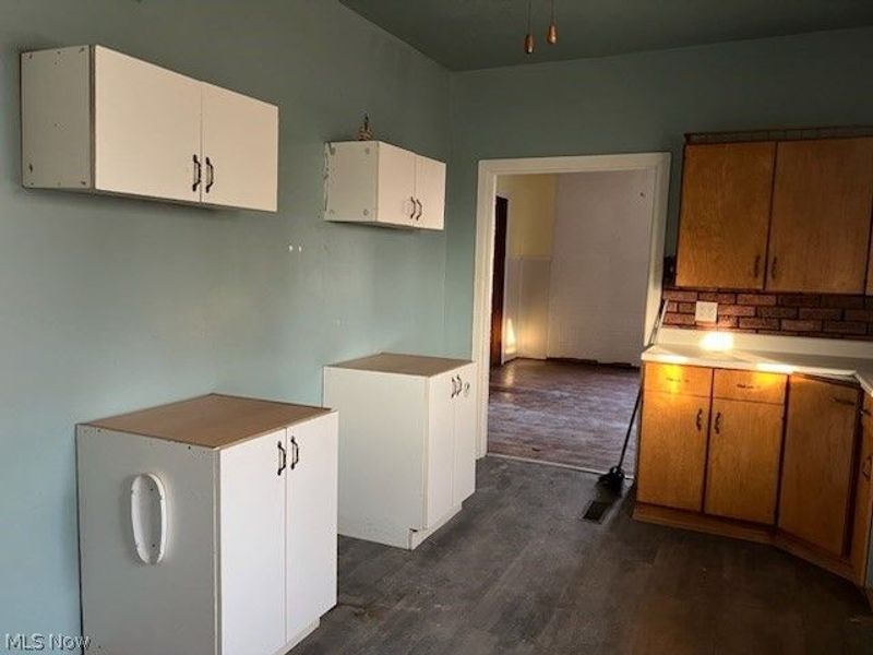 202 Walton Avenue, Barnesville, OH 43713 Photo 13