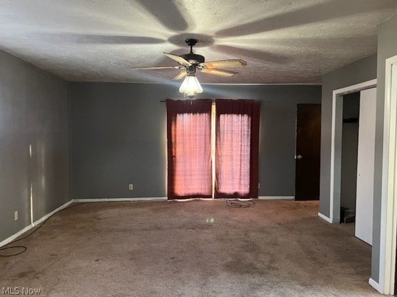 202 Walton Avenue, Barnesville, OH 43713 Photo 17