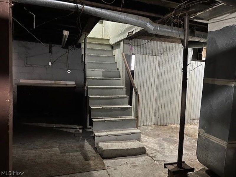 202 Walton Avenue, Barnesville, OH 43713 Photo 28