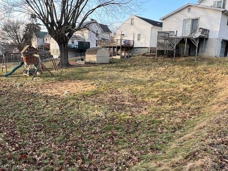 202 Walton Avenue, Barnesville, OH 43713 Photo 9