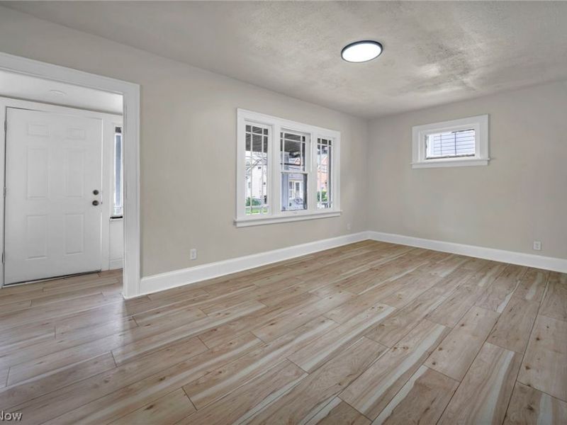 1703 Crestline Avenue, Cleveland, OH 44109 Photo 15