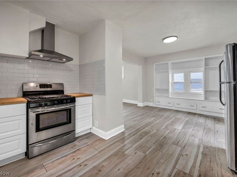 1703 Crestline Avenue, Cleveland, OH 44109 Photo 8