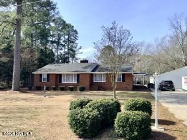 13400 Sycamore Lane, Laurinburg, NC 28352