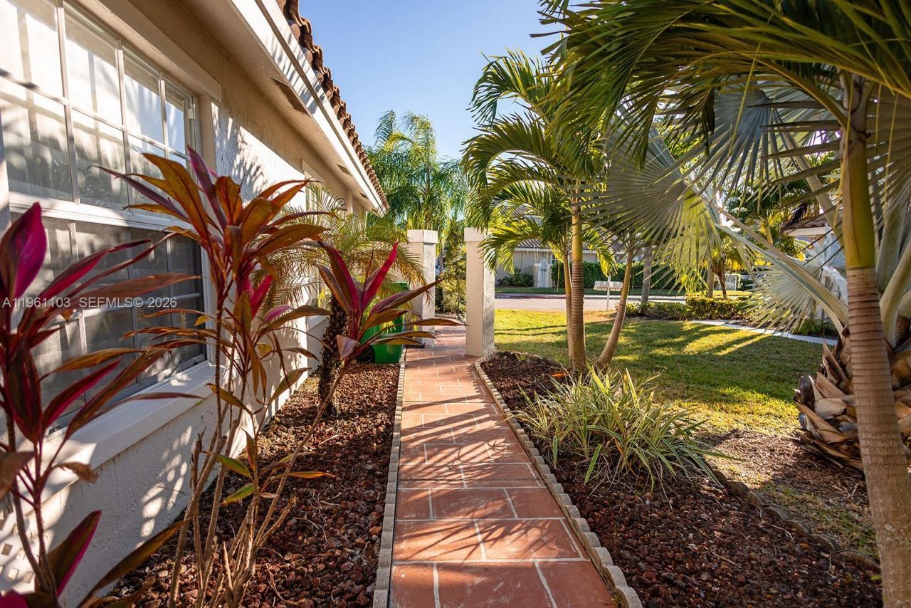 11831 NW 57th St, Coral Springs, FL 33076 Photo