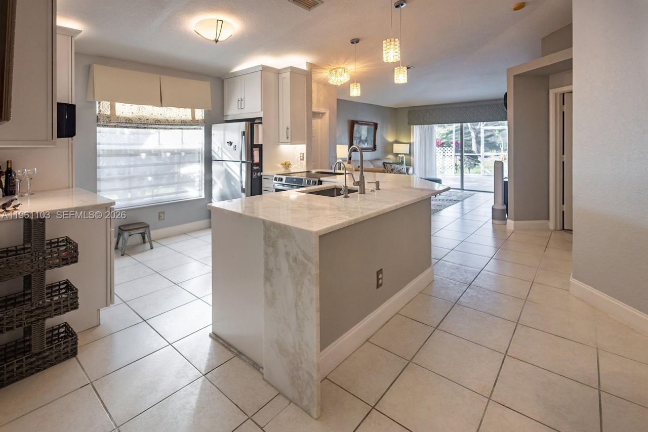 11831 NW 57th St, Coral Springs, FL 33076 Photo