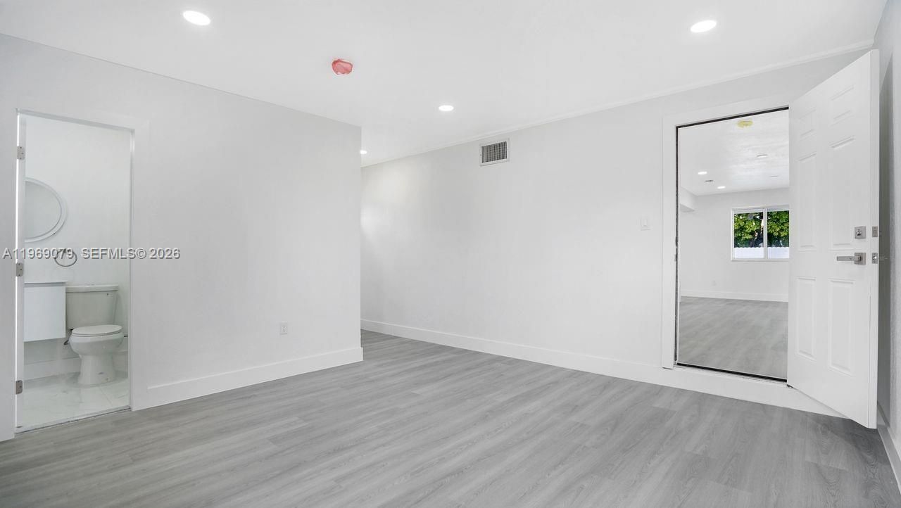 105 NE 213th St , Miami Gardens, FL 33179 Photo