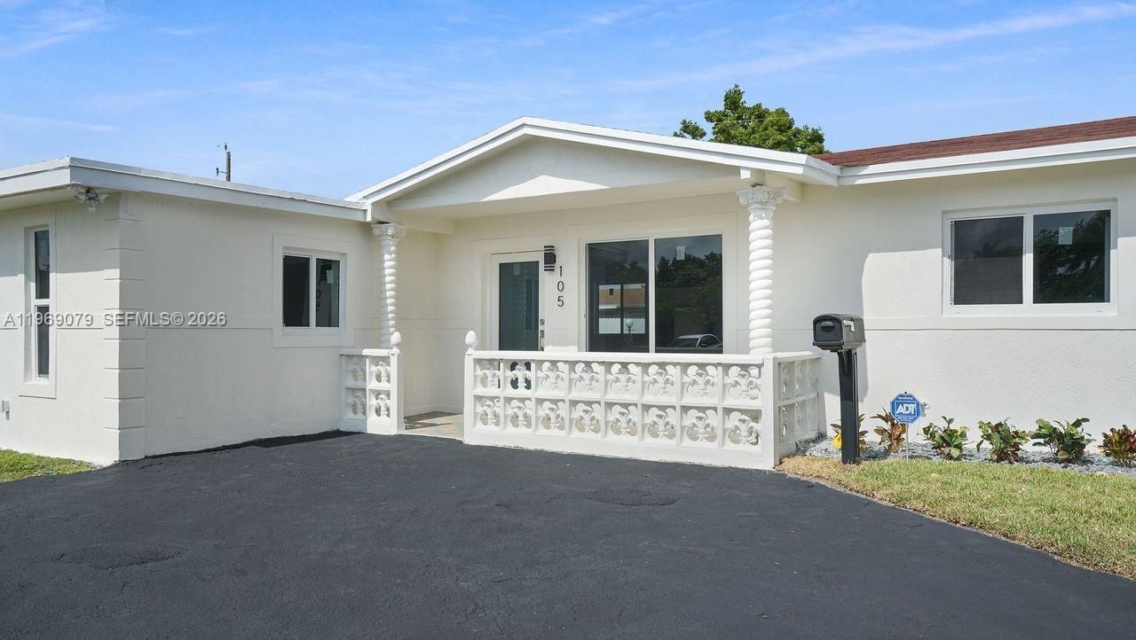 105 NE 213th St , Miami Gardens, FL 33179 Photo