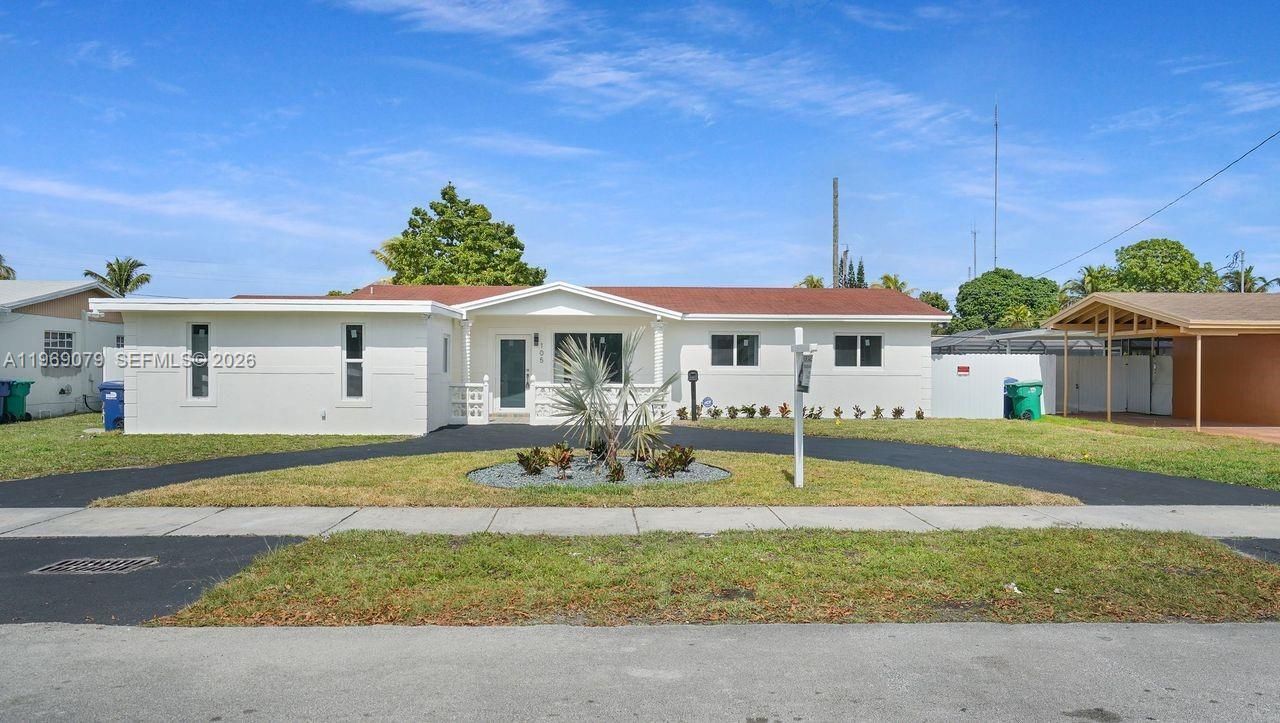 105 NE 213th St , Miami Gardens, FL 33179 Photo