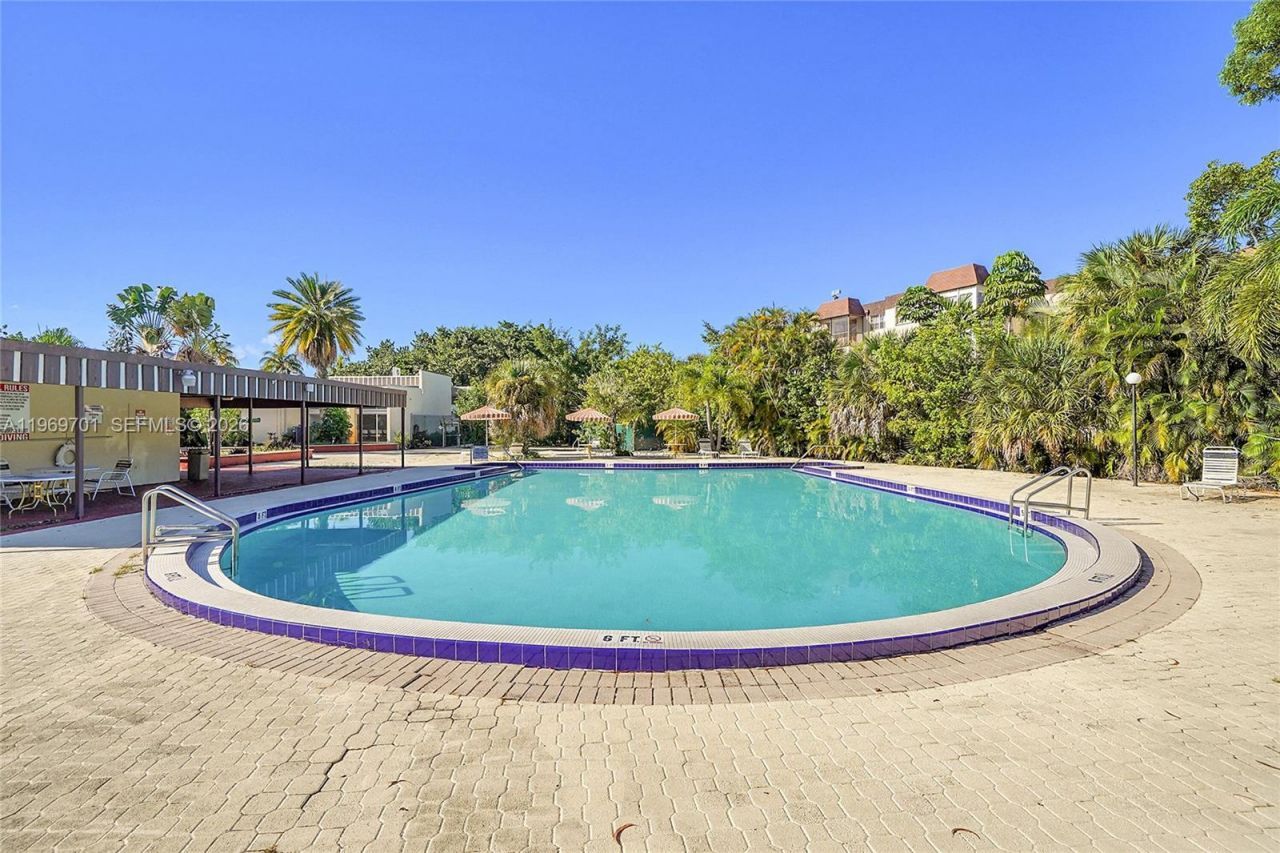 1681 NW 70th Ave , Unit 418, Plantation, FL 33313 Photo