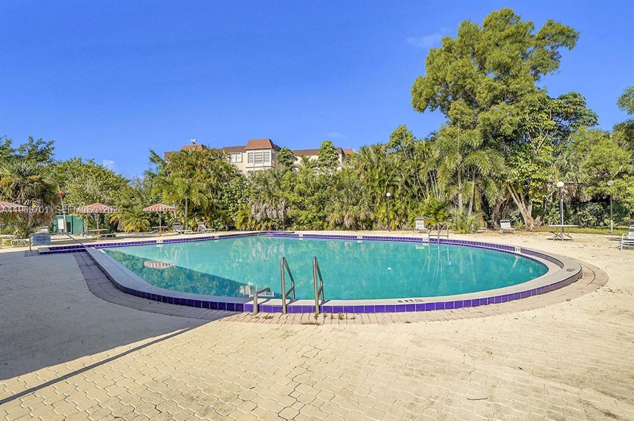 1681 NW 70th Ave , Unit 418, Plantation, FL 33313 Photo