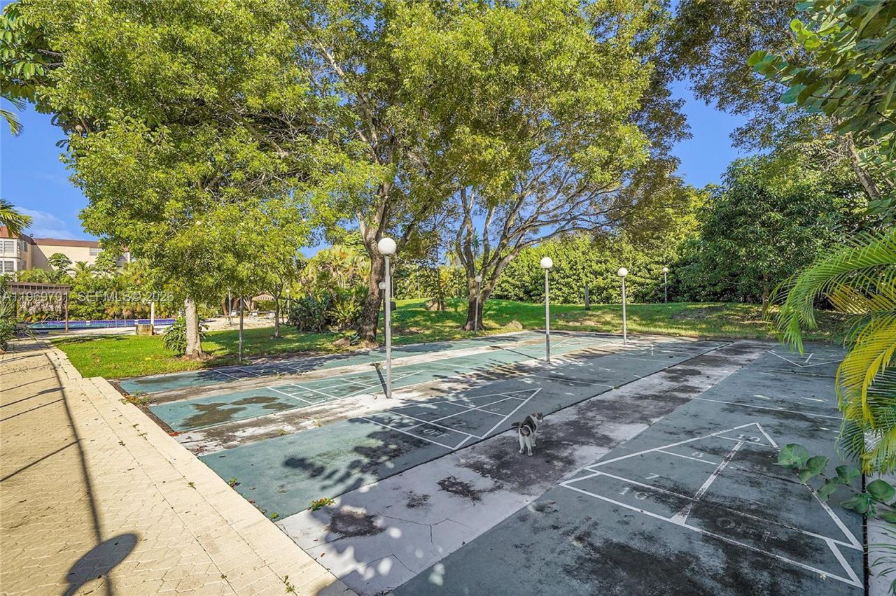 1681 NW 70th Ave , Unit 418, Plantation, FL 33313 Photo