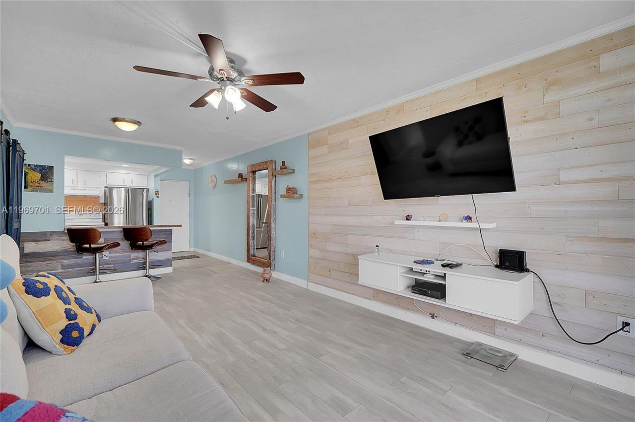 1681 NW 70th Ave , Unit 418, Plantation, FL 33313 Photo