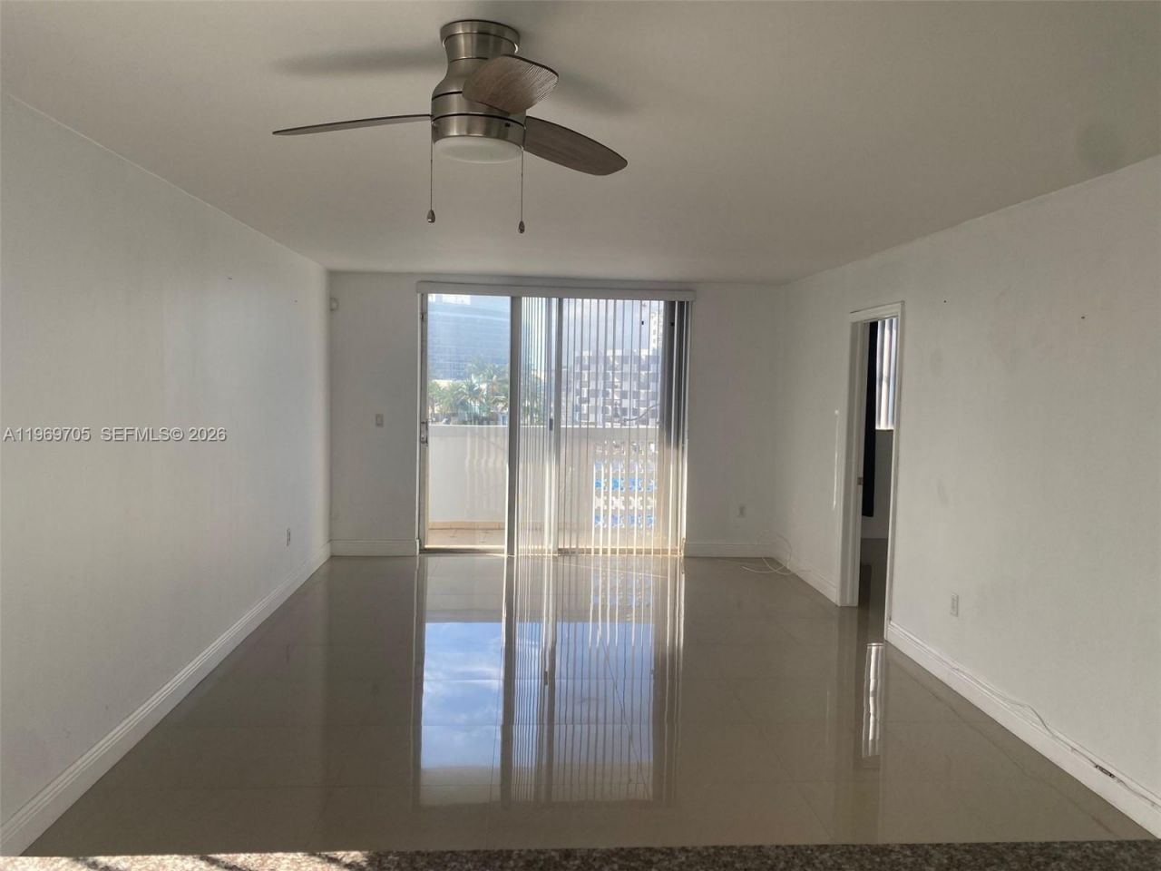 7118 Bonita Dr, Unit 405, Miami Beach, FL 33141 Photo