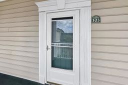 2030 Cross Gate Blvd  photo 4