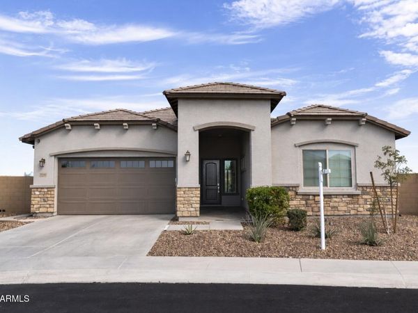 9348 W Sells Drive, Phoenix, AZ 85037