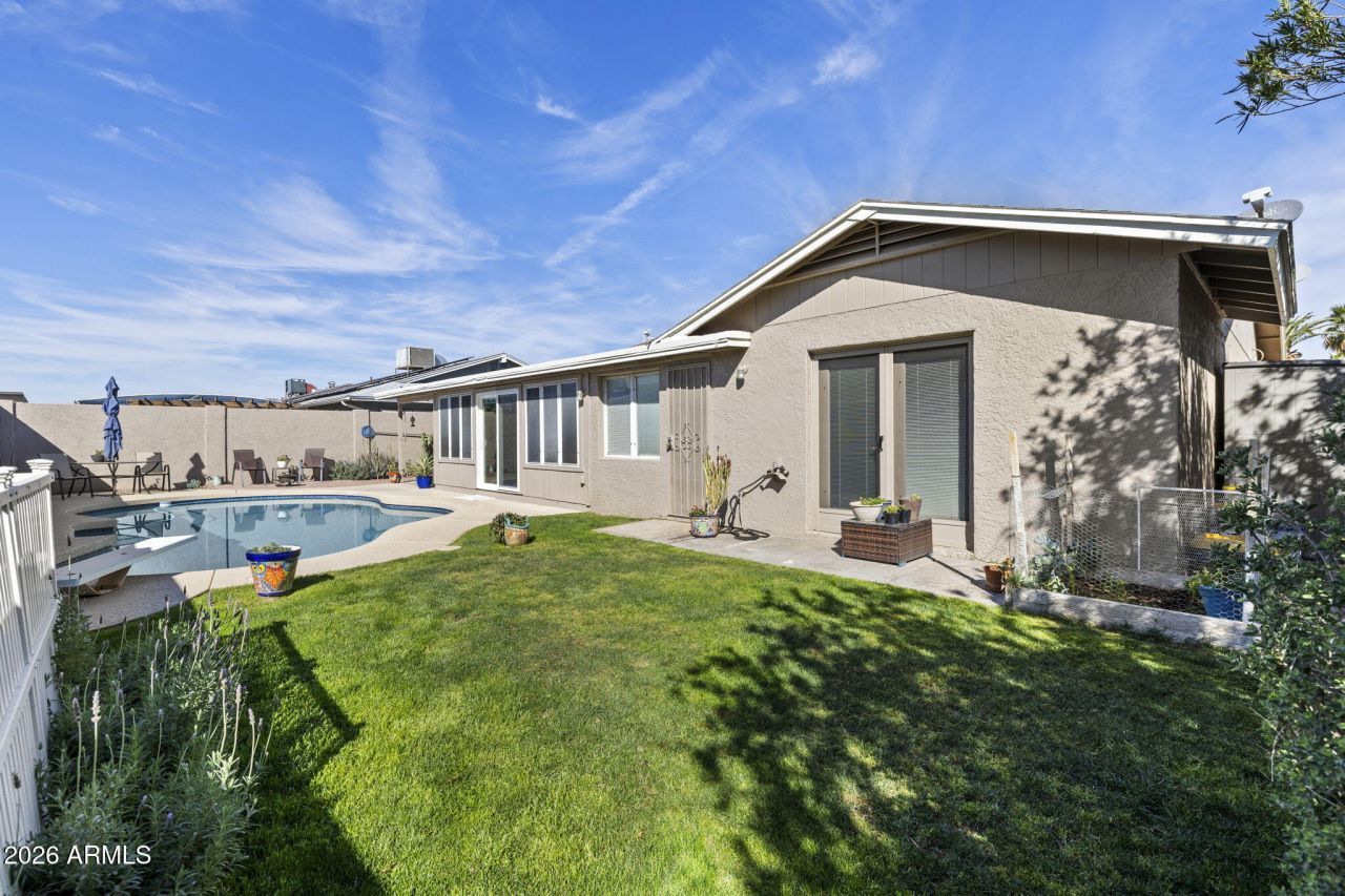 10729 W Belmont Avenue, Glendale, AZ 85307 Main Photo