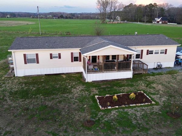 957 Blessing Road, Albertville, AL 35951