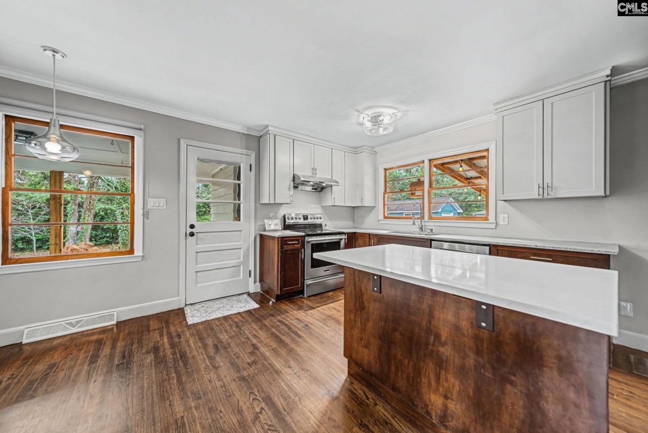 1291 Sunset Drive Photo 11