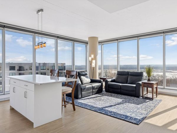 8151 33rd Avenue S, Unit 706, Bloomington, MN 55425