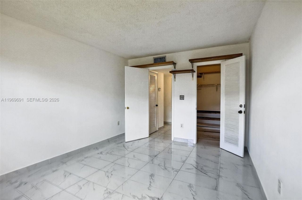 8951 Sunrise Lakes Blvd , Unit 105, Sunrise, FL 33322 Photo