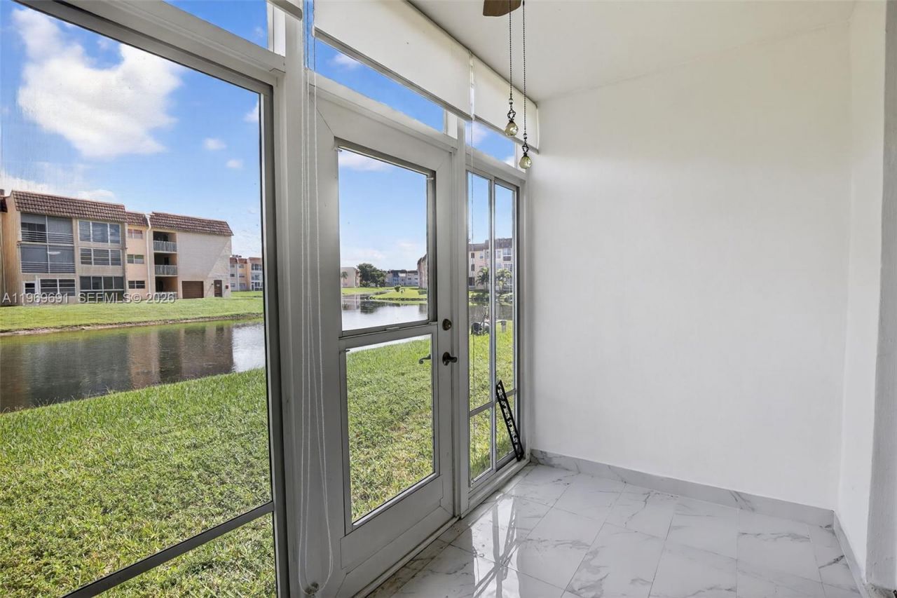 8951 Sunrise Lakes Blvd , Unit 105, Sunrise, FL 33322 Photo