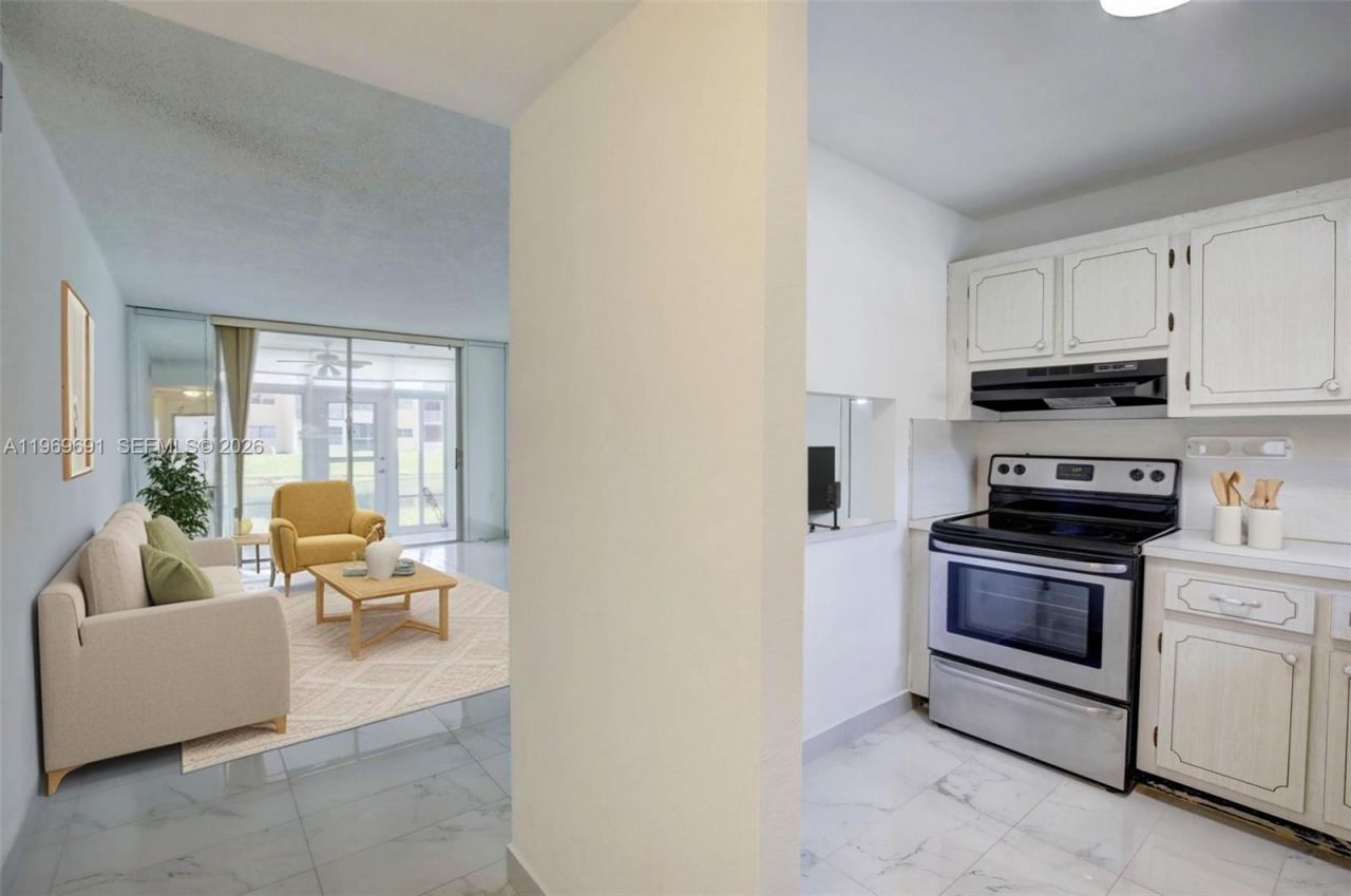 8951 Sunrise Lakes Blvd , Unit 105, Sunrise, FL 33322 Photo