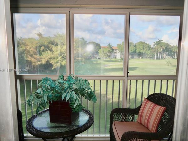 701 SW 128th Ave, Unit 401F, Pembroke Pines, FL 33027