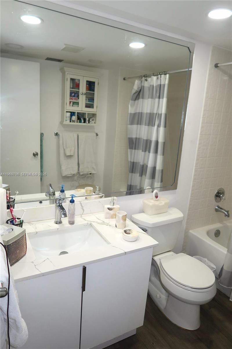 701 SW 128th Ave, Unit 401F, Pembroke Pines, FL 33027 Photo
