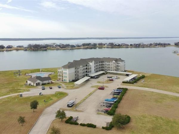 9900 Northshore Boulevard, Unit 3101, Corsicana, TX 75109