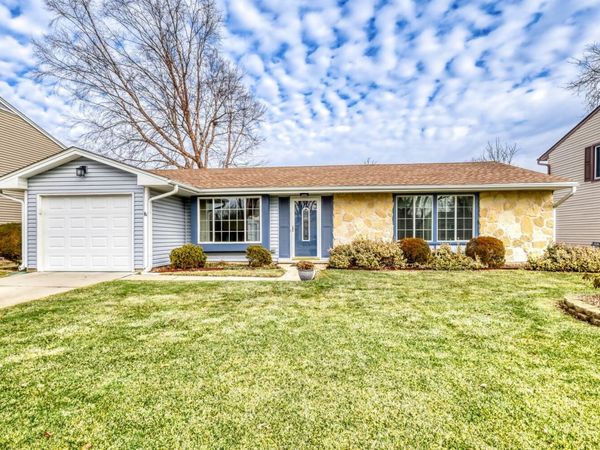 1154 Pegwood Drive, Elgin, IL 60120