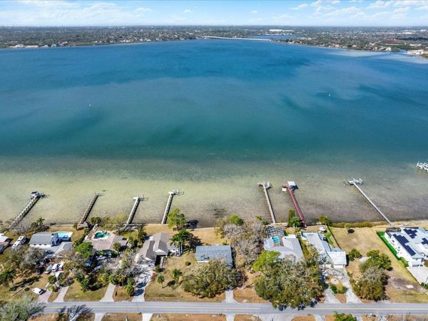 400 SHORE DRIVE E, OLDSMAR, FL 34677