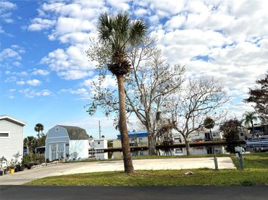 1305 PINE ISLAND DRIVE N, ST CLOUD, FL 34771