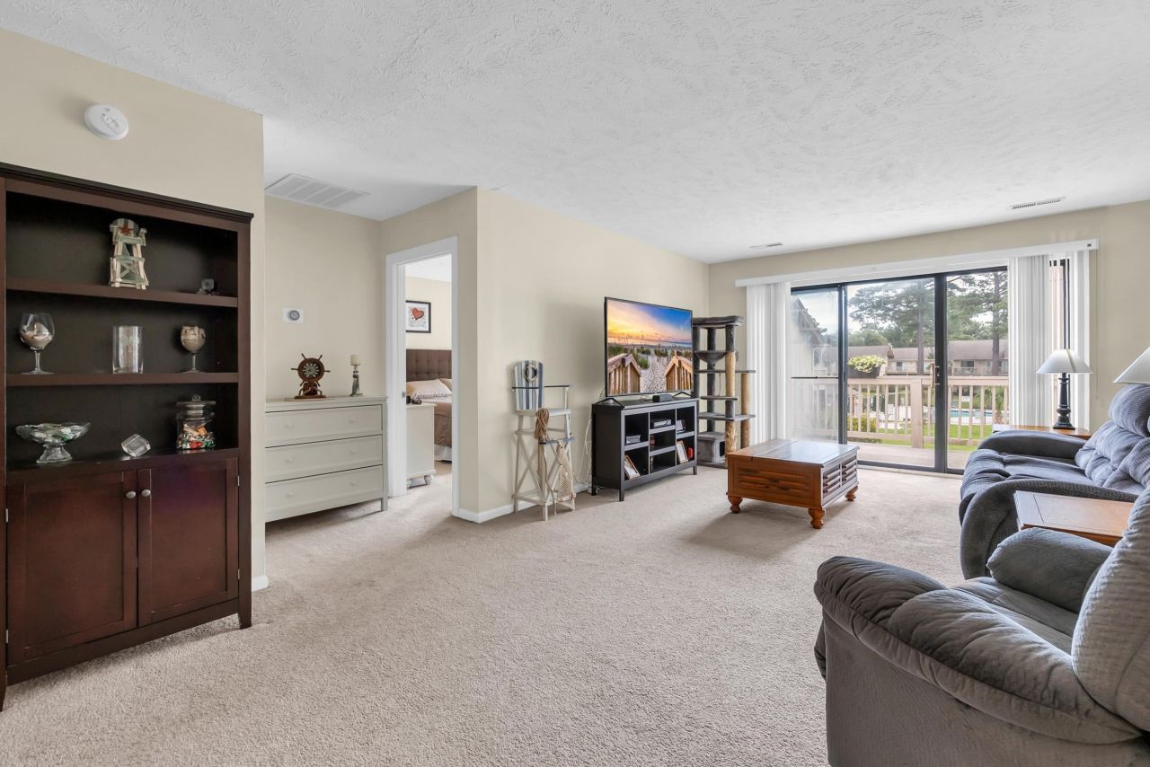 3015 Old Bryan Dr. Photo 6