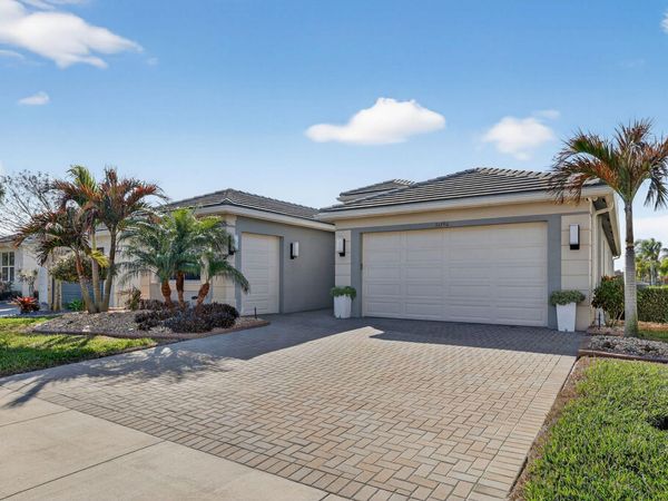 11790 SW Sailfish Isles Way, Port St. Lucie, FL 34987