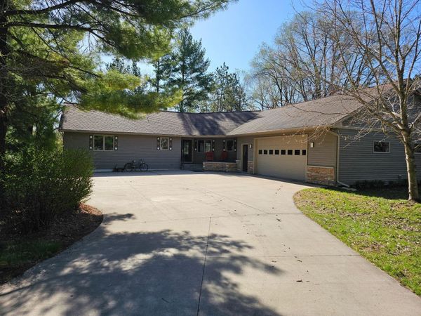 W10439 880th Avenue, River Falls, WI 54022
